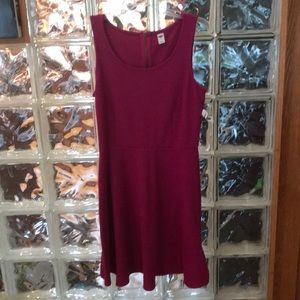 Old Navy sleeveless dress. Brand new. Size Medium.